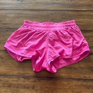 Lululemon Sonic pink hotty hot shorts size 4